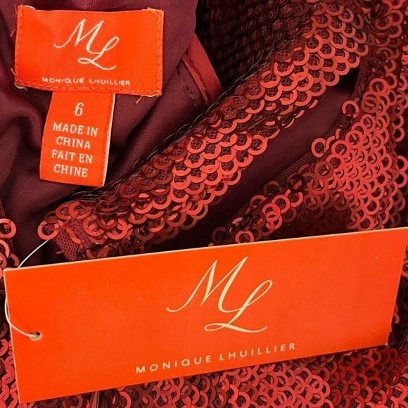 Monique Lhuillier NWT Long Sleeve Red Open Back Sequin Cocktail Mini Dress 6 - Picture 13 of 16